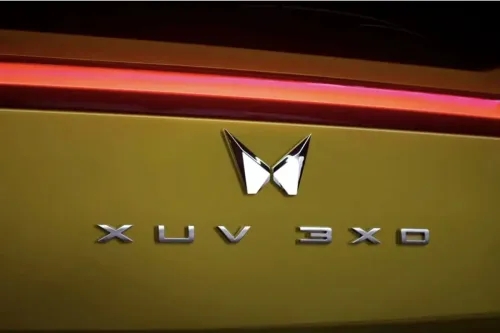 Mahindra XUV300 फेसलिफ्ट का टीज़र जारी, नाम होगा XUV 3XO; ग्लोबल डेब्यू 29 अप्रैल को होने वाला है 