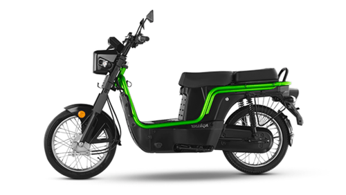 Kinetic E-Luna Launched at Introductory Price of Rs 69,990 | To Be Available in 2 Variants and 5 Colour Options
