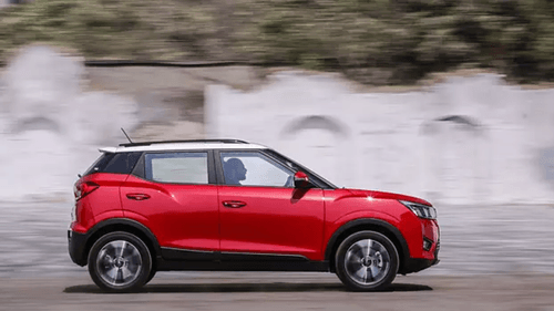 सीमित समय के फरवरी ऑफर- Mahindra XUV300 पर रु. 1.75 लाख तक का डिस्काउंट