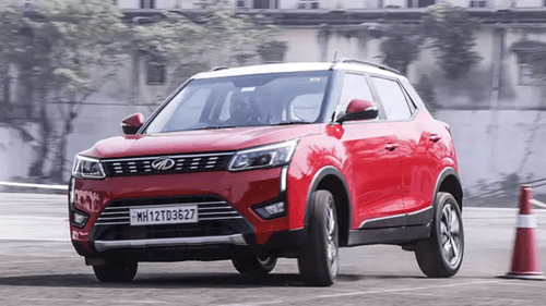सीमित समय के फरवरी ऑफर- Mahindra XUV300 पर रु. 1.75 लाख तक का डिस्काउंट