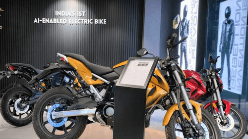 Revolt Motors Introduces First Company-Owned Company-Operated Store in Delhi