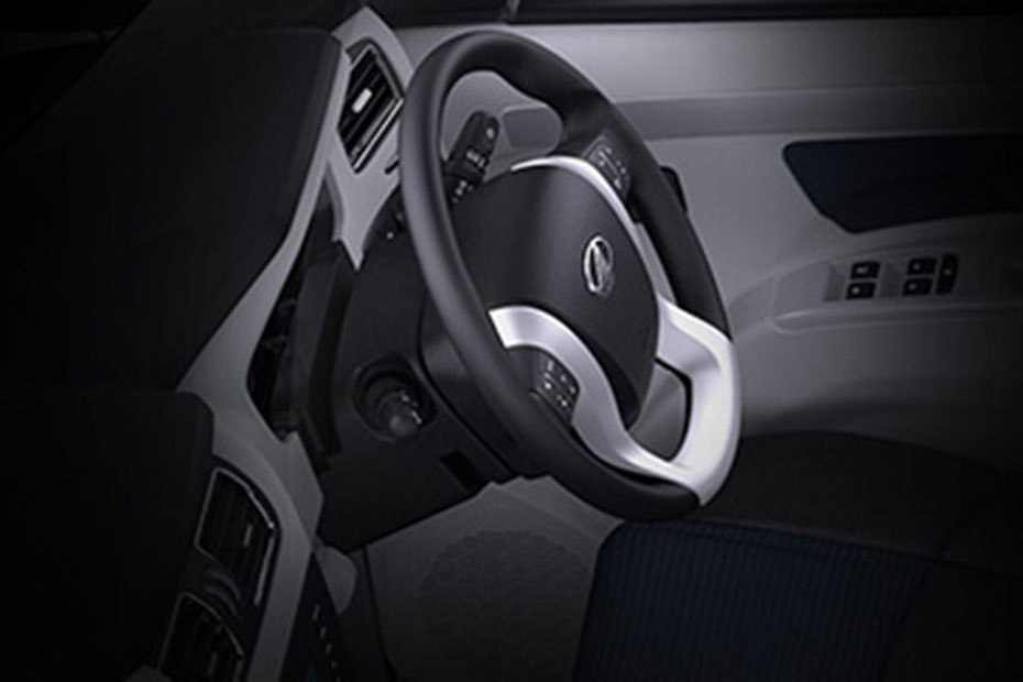 Mahindra Scorpio Steering Wheel