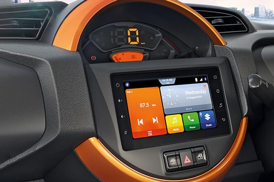 Maruti S-Presso infotainment system