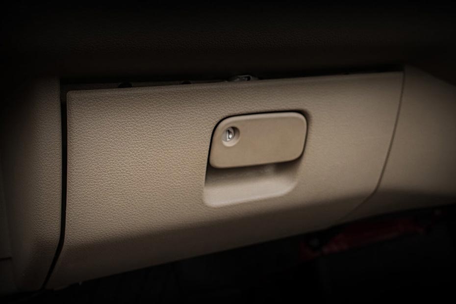 Mahindra Thar Glovebox (Closed)