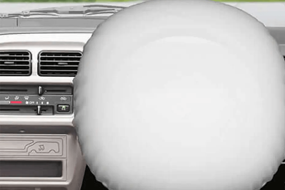 Maruti Eeco airbag