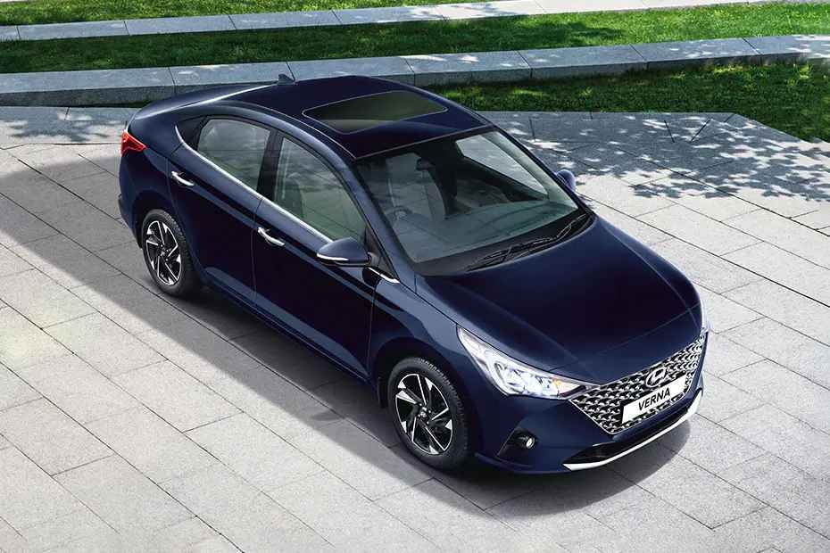 Hyundai Verna Side,Top, Front View