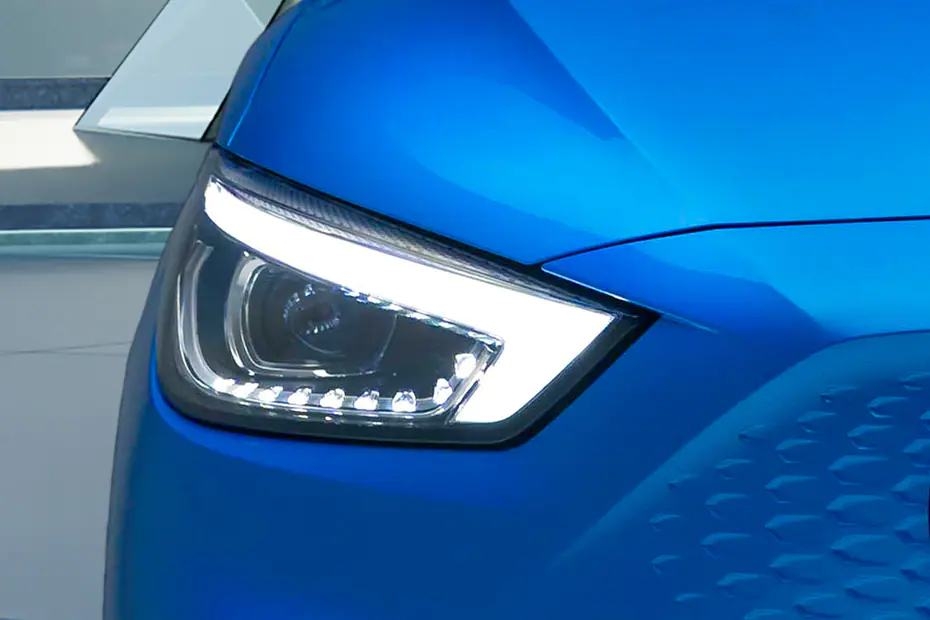 MG ZS EV Headlight