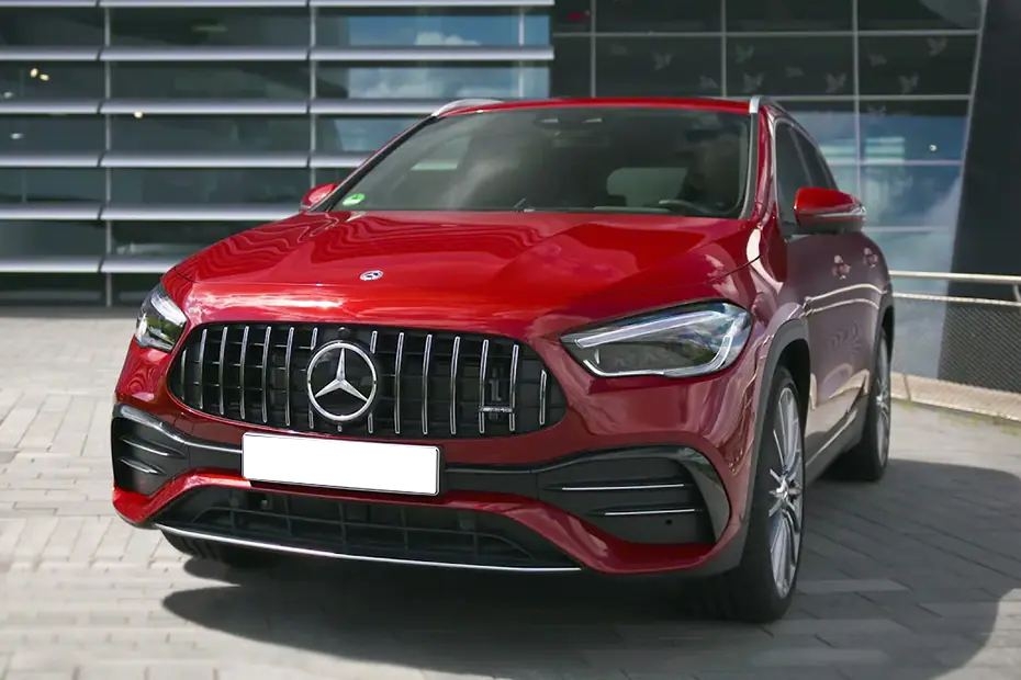 Mercedes-Benz AMG GLA35 Front View