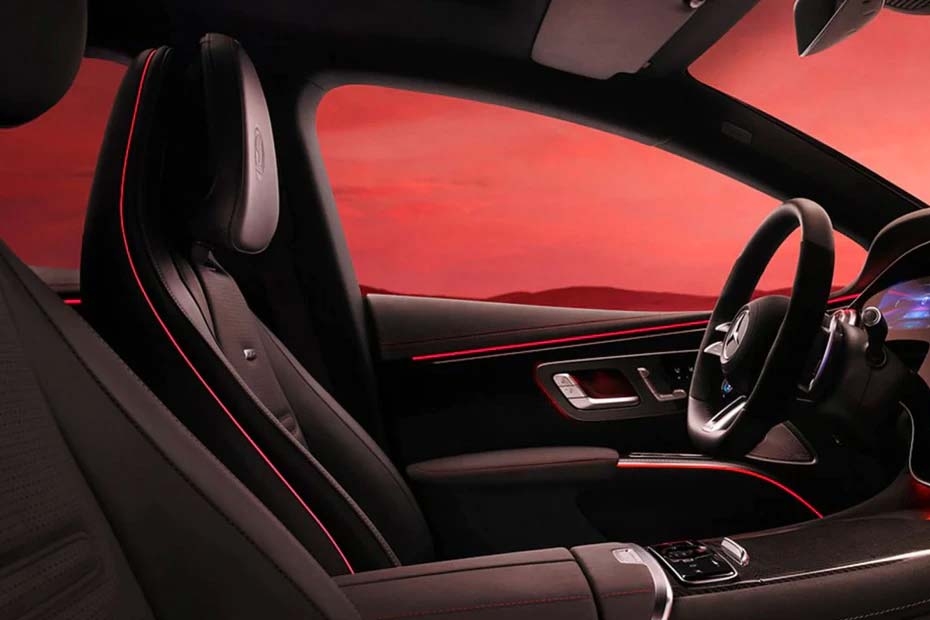 Mercedes-Benz-EQS-Driver-seat