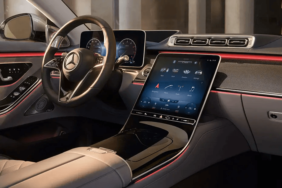 Mercedes-Benz-S-Class-Dashboard