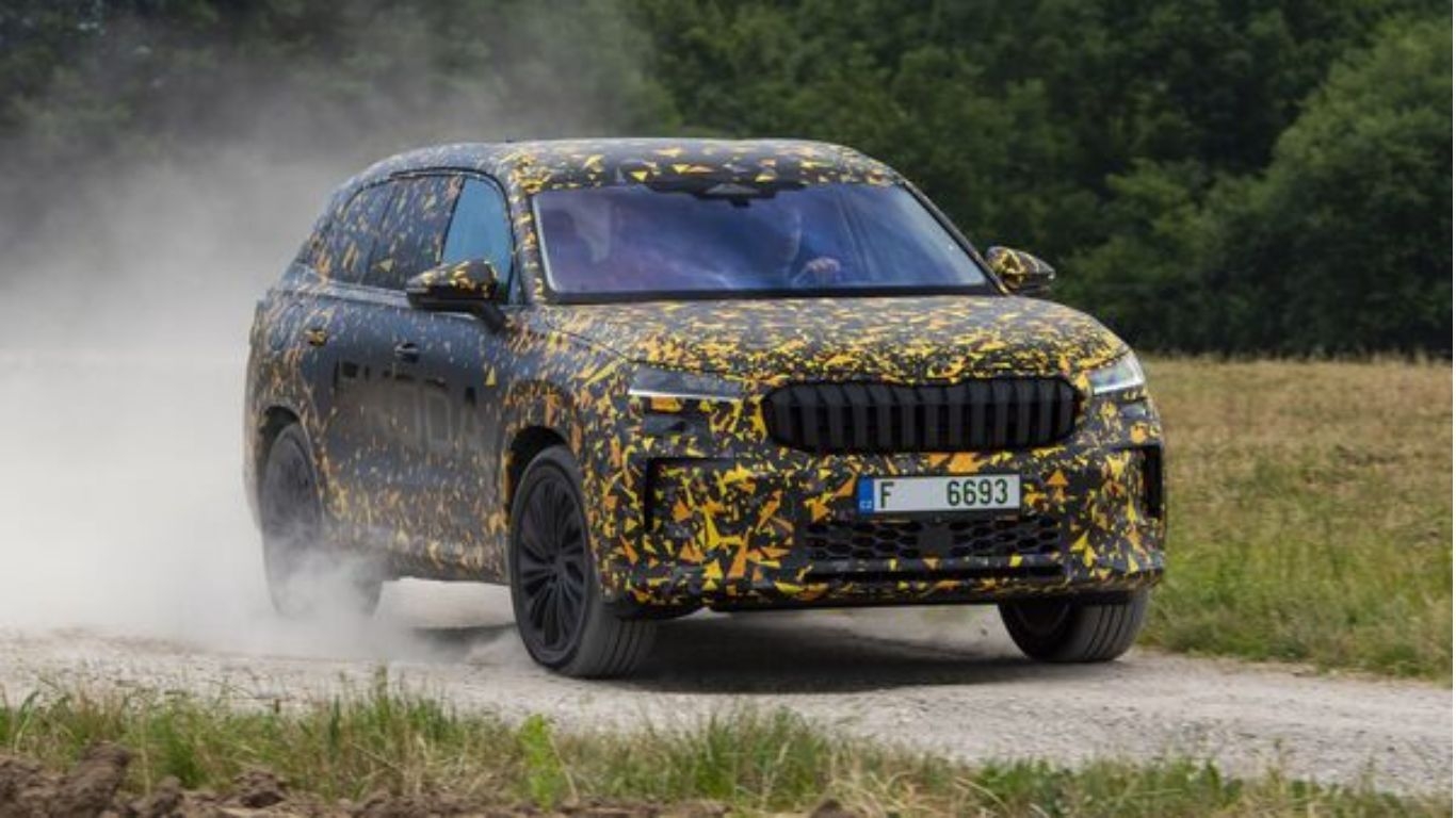 Skoda Teases New Generation Kodiaq SUV with Plug-In Hybrid Powertrain and Enhanced Features