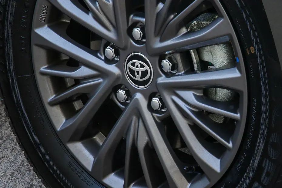 Toyota Rumion Wheel