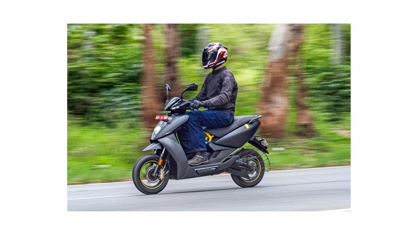 Ather 450X Electric Scooter - A High-Performing, Reliable, and Cost-Effective Option