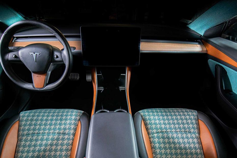 Tesla Model 3 Interior Image