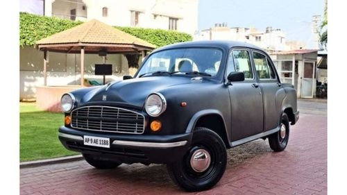 Cruising in Style: The Benefits of Owning a Classic Car