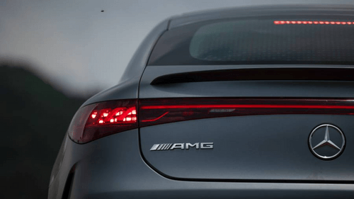 Mercedes EQS vs BMW i7: The Battle of the Luxury EV Sedans