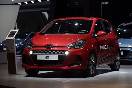 TOP 10 FUEL EFFICIENT CARS IN INDIA