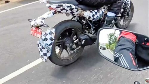 Spy Image of Hero Xtreme 125cc |  Check out all about this motorcycle