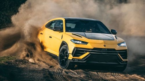 Lamborghini Urus price in India | Worth it or not?