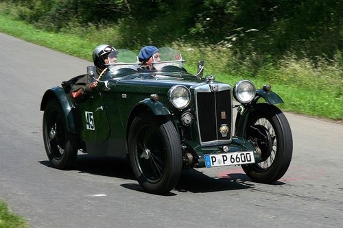 MG Motors - A legacy of 100 years: History of the British Morris Garages