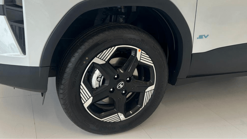 Tata Punch.ev Detailed Review by Carbike360's Expert