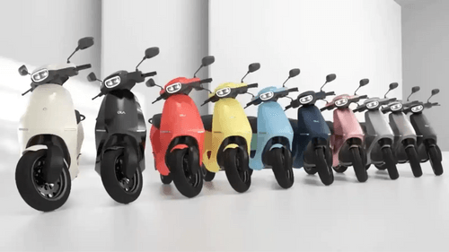Electric two-wheeler market crashes by 60% in June 2023.
