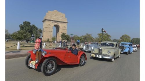 Cruising in Style: The Benefits of Owning a Classic Car