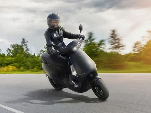  Ola Starts Deliveries For  Ola S1 and Ola S1 Pro Electric Scooters