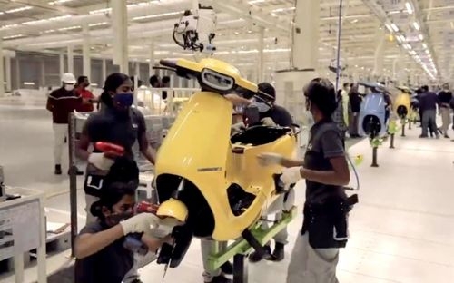  Ola Starts Deliveries For  Ola S1 and Ola S1 Pro Electric Scooters