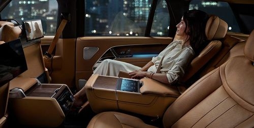 5th Generation Range Rover: Detailed Analysis and Review