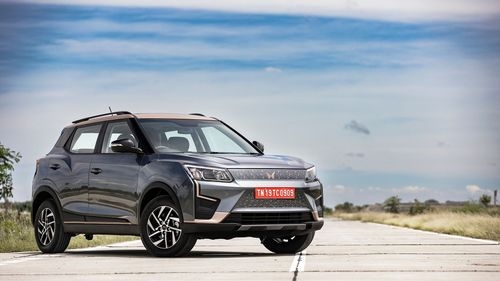 Mahindra XUV 400 e-SUV Detailed Review & Analysis