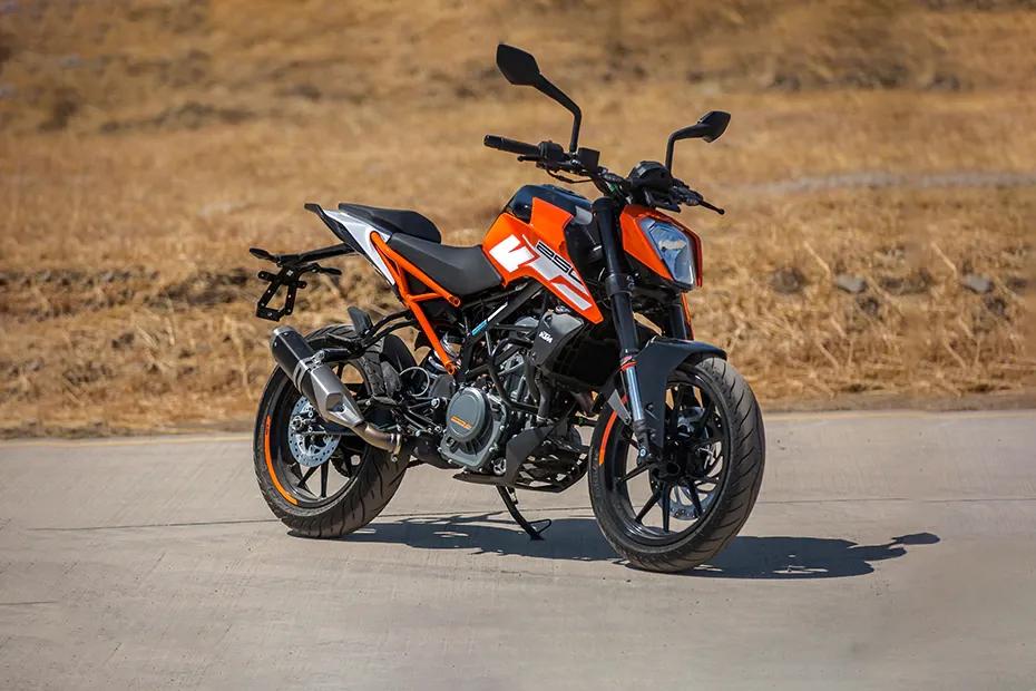 Kawasaki Z400 Color Image