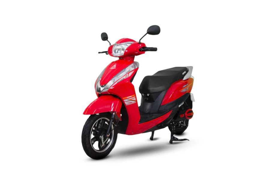 Ampere Magnus Ex Left Front Three Quarter