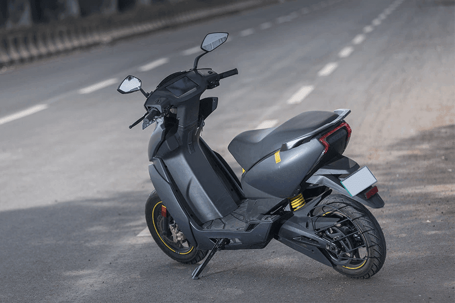 Ather 450X Left Rear Three Quarter