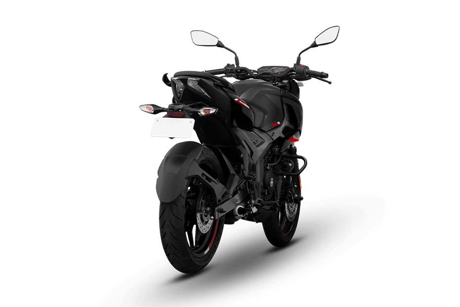 Pulsar n160 right rear three quarter