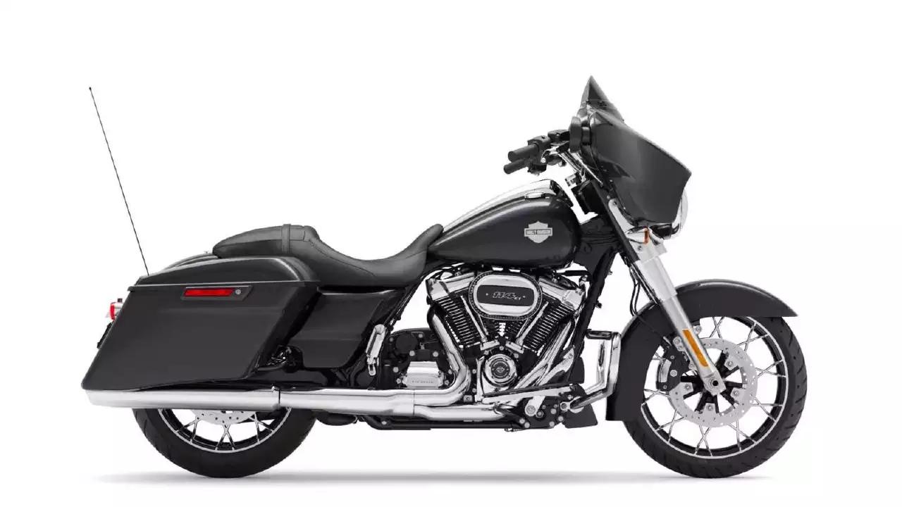 Harley Davidson Street Glide Black Jack Metallic (Chrome Finish)