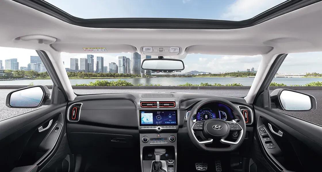 Interior & Features