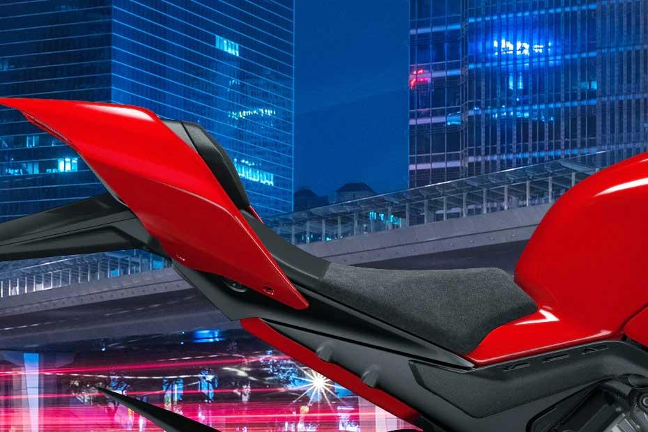 Ducati panigale v4 seat