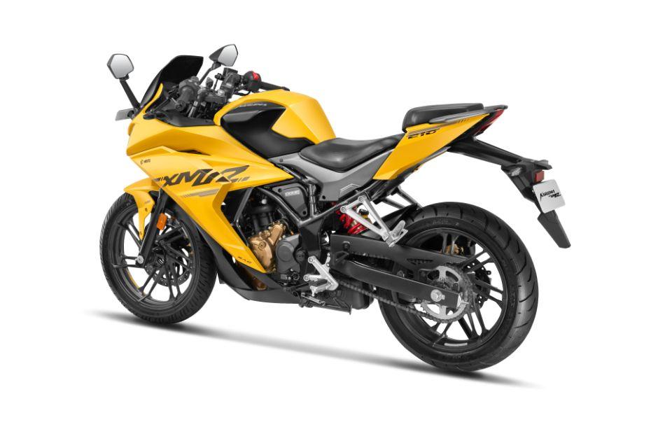 Hero karizma xmr 210 Rear left side