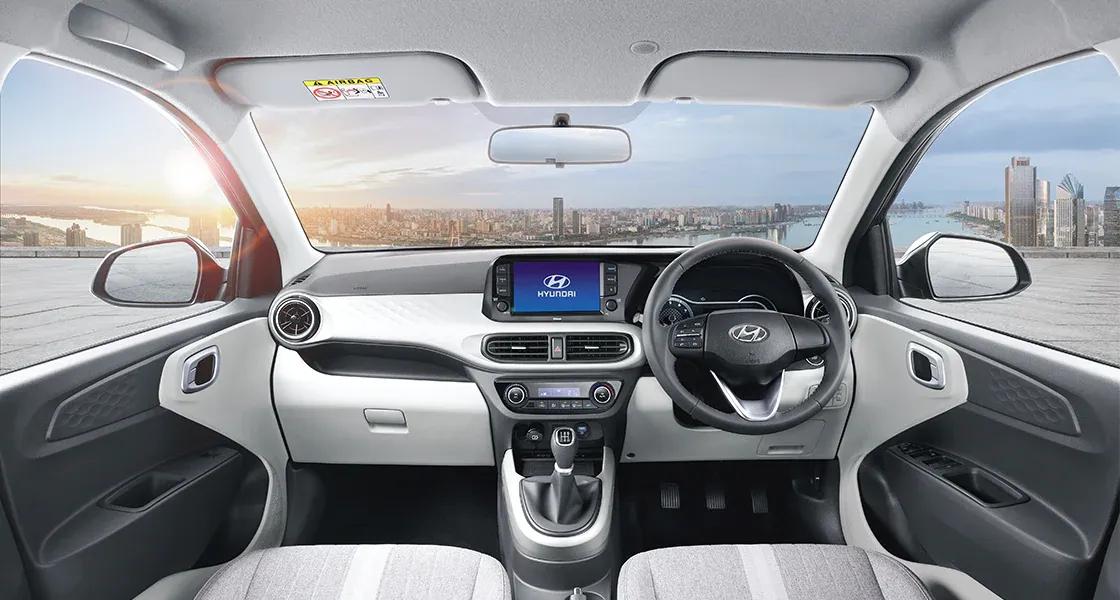 Interior & Features