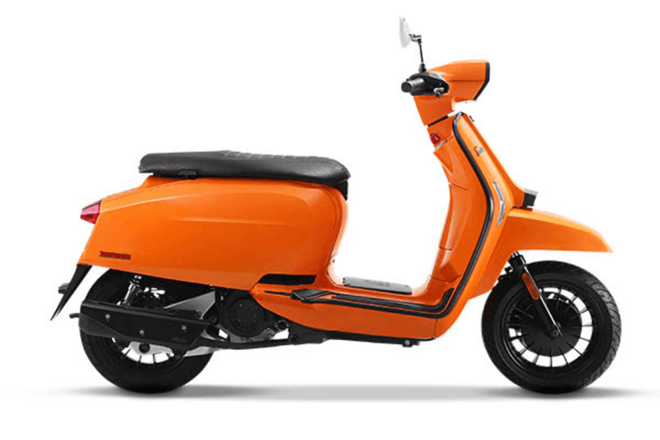 Lambretta V125 - Orange