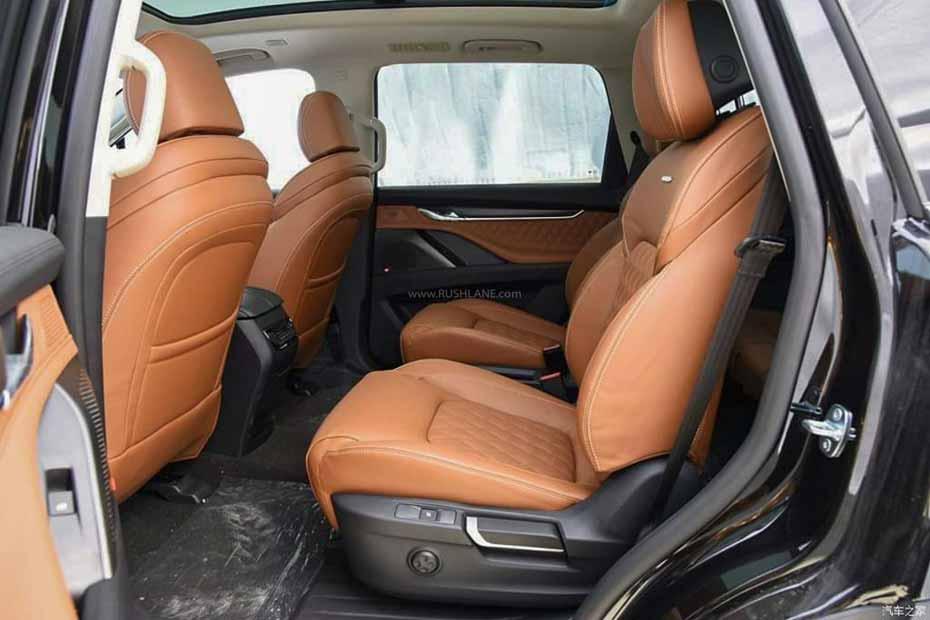 MG RC-6 Rear Seats