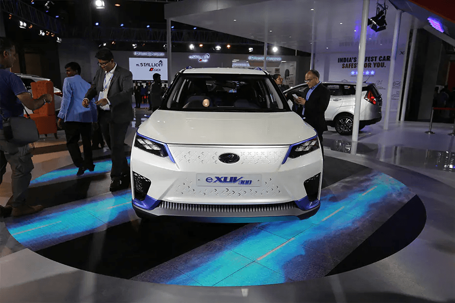 Mahindra XUV300 Electric Front View