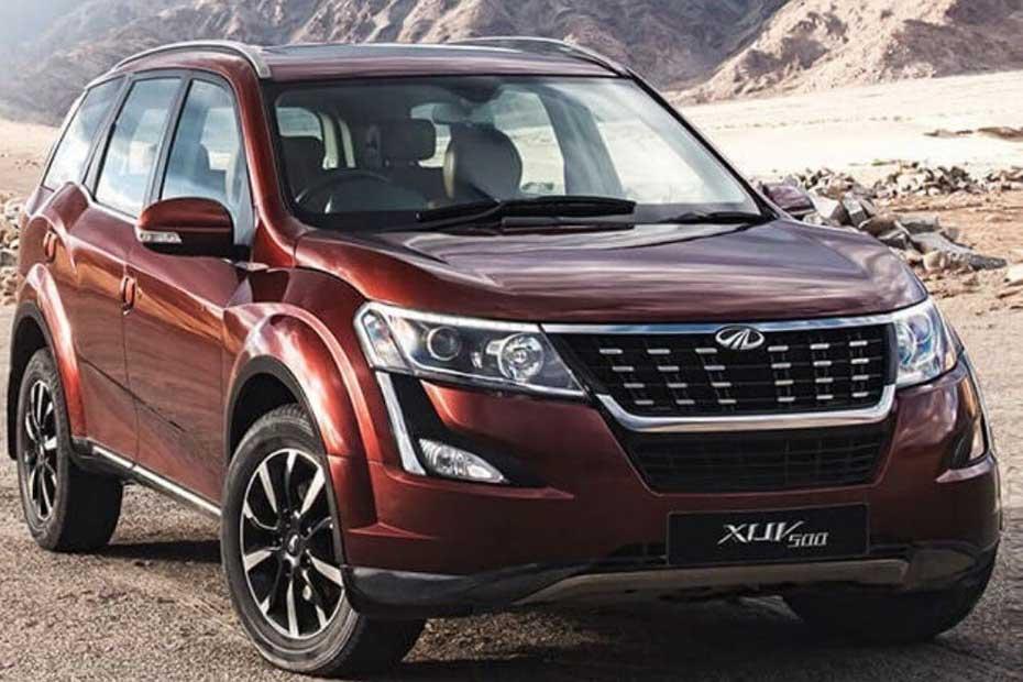 Mahindra New XUV500 Right Side Front View