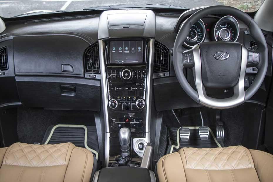 Mahindra New XUV500 Dashboard