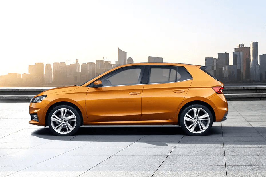 Skoda Fabia 2022 Left Side View