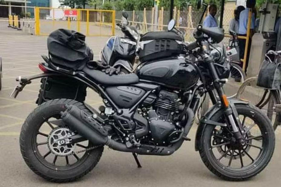 Triumph bajaj 350 right side view