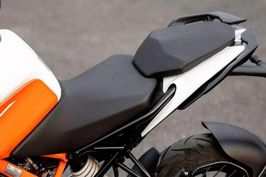 125 duke bike seat
