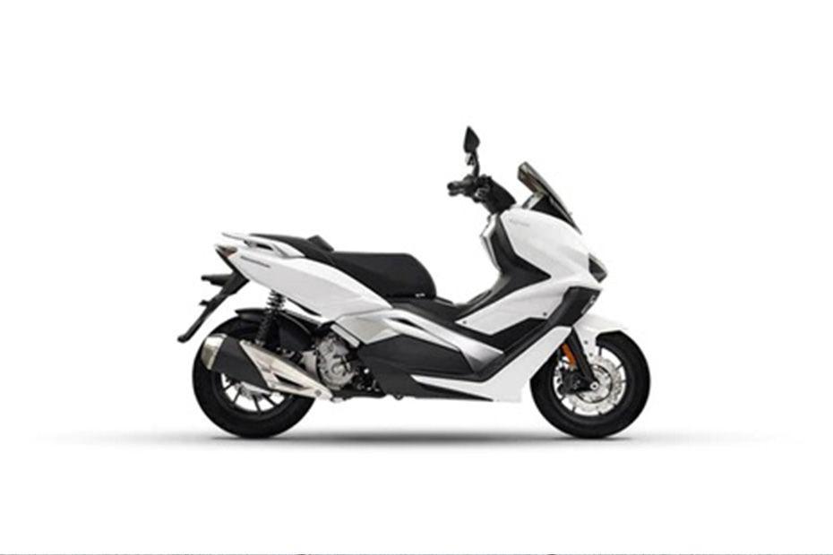 Keeway Vieste 300 - White