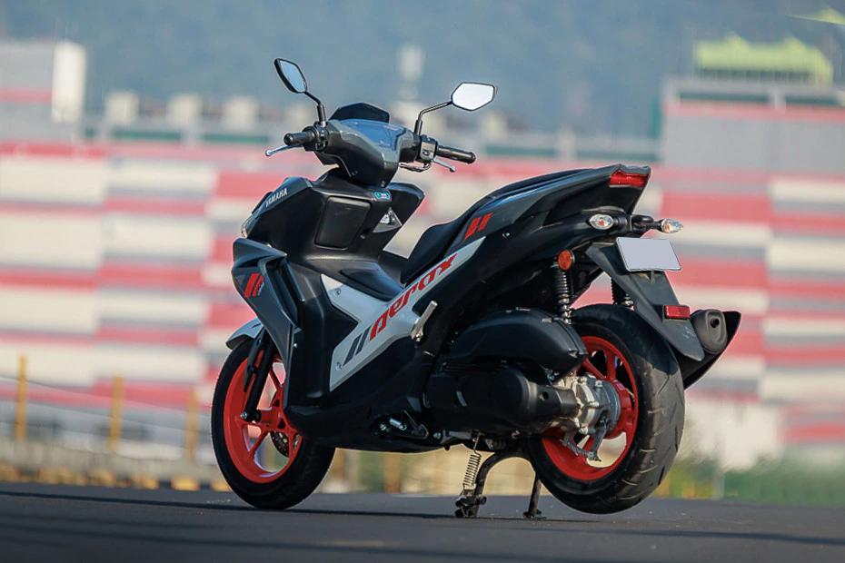 Yamaha Aerox 155-External Image